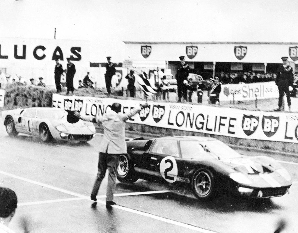 A car crosses the finish line at a Le Mans race