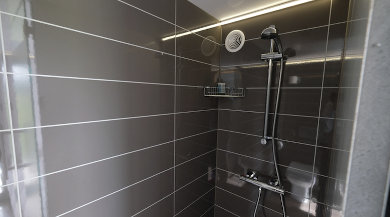 Bathroom Sapphire cabins at the Le Mans 24h